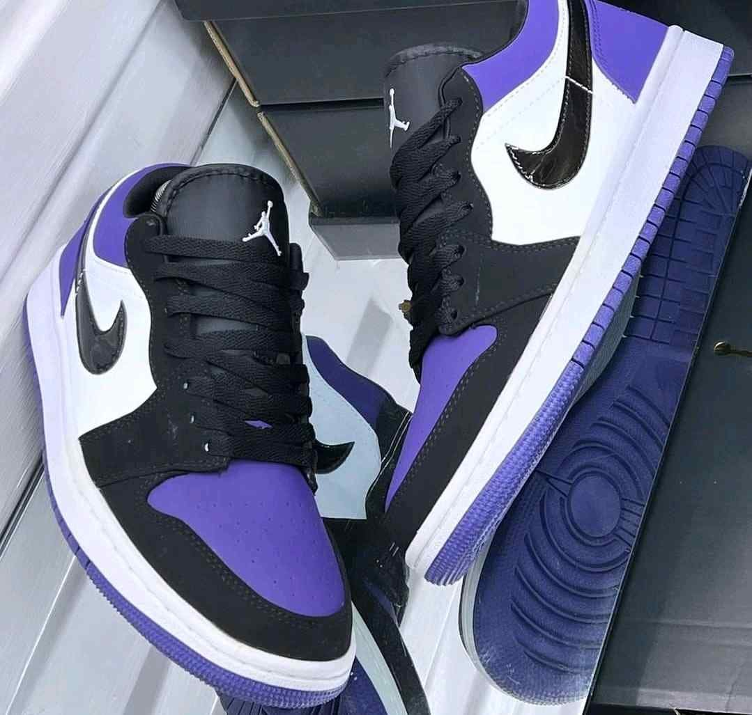 nikkee jordan RETRO 1 low COURT PURPLE