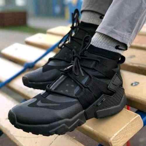 Nikke Huarache Gripp Gs Triple Black