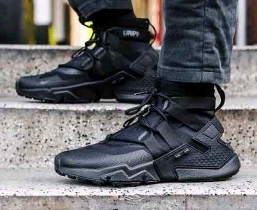 Nikke Huarache Gripp Gs Triple Black