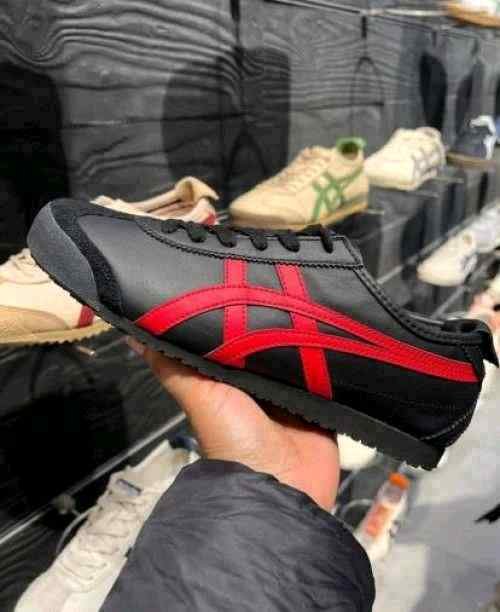 Onitsukkaa tiger Mexico 66 Black Classic Red